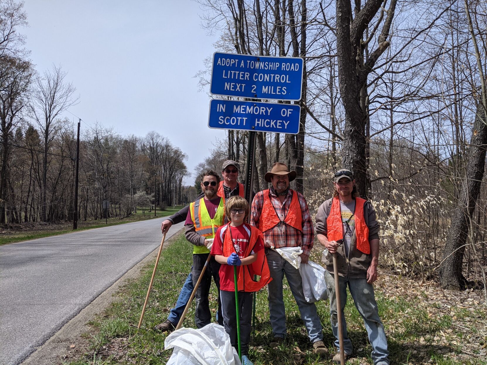 Remembering Scott Hickey with an annual litter pick up